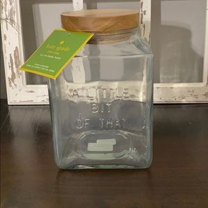 ♠️Kate Spade Glass Canister with Wood Lid♠️